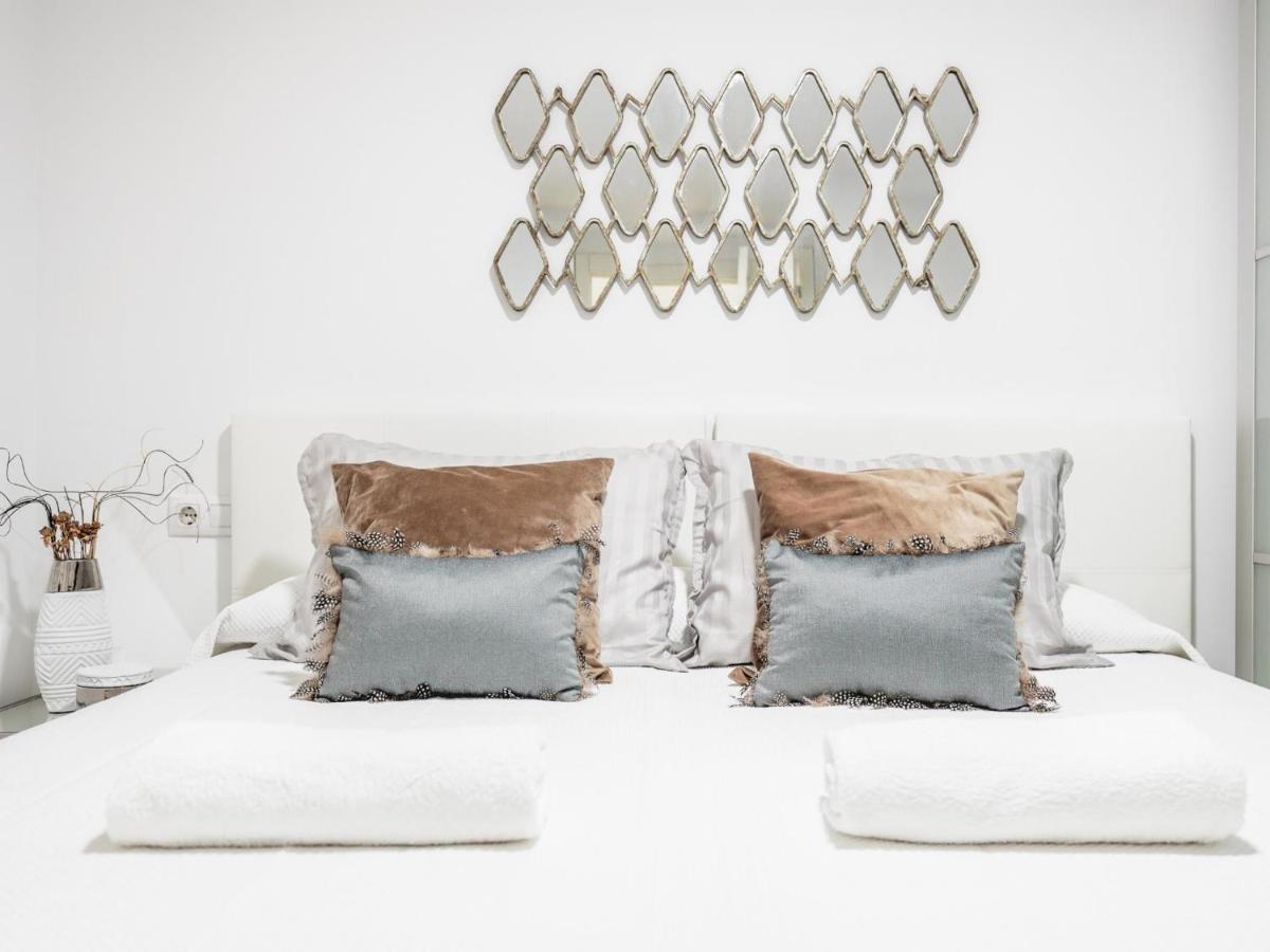 Bonito Apt En Cadiz Centro Renovado Εξωτερικό φωτογραφία