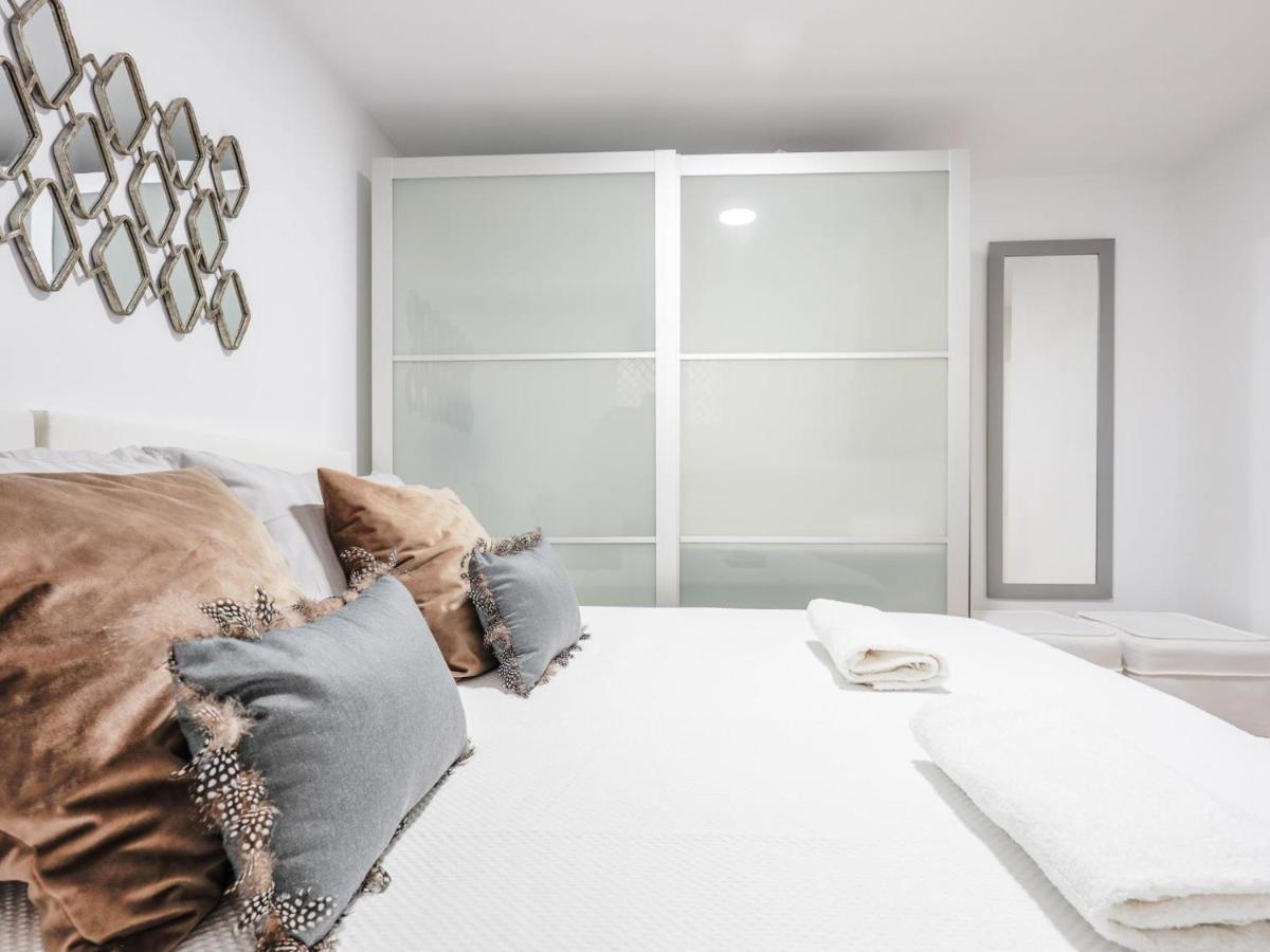 Bonito Apt En Cadiz Centro Renovado Εξωτερικό φωτογραφία